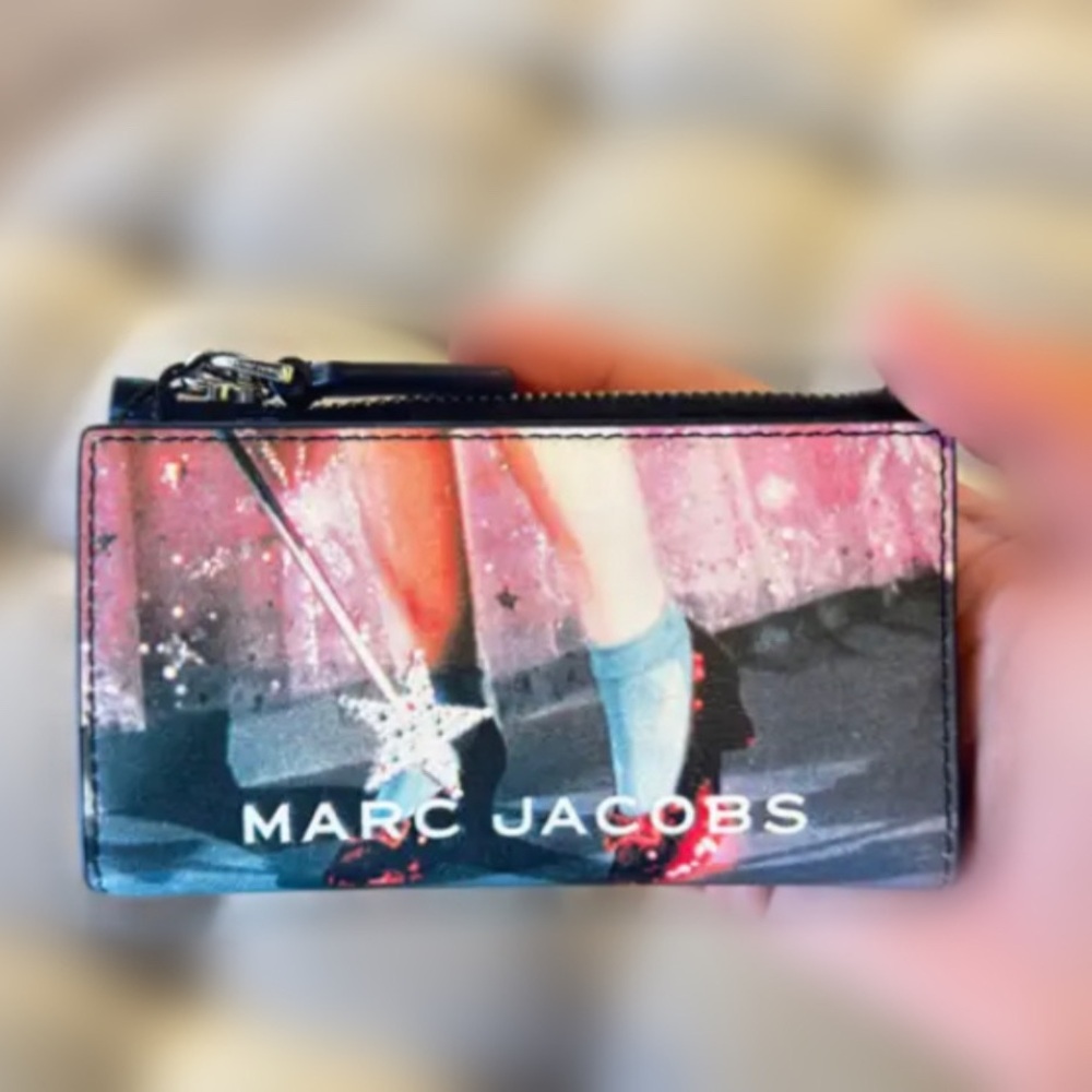 Marc Jacobs Wizard of Oz Wallet Price is firm